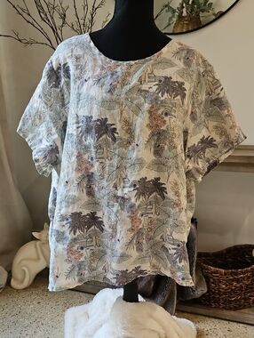 C&C Women's 100% Linen California Floral Short Sleeve. Size 2X